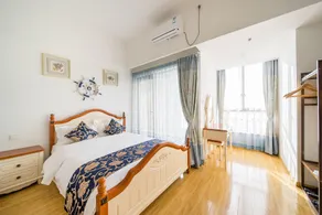 Laisite Theme Apartment (Guangzhou Science City, Greenland Central Plaza) - Image 2