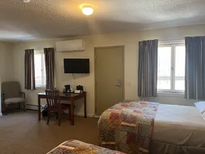 The Upper Pass Lodge - Image 2