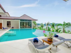 Beach Front Luxury Villa Hai Leng - Image 2