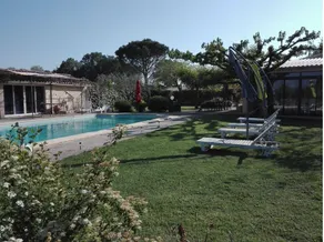 Maison de vacances en Provence avec piscine privée - Image 3