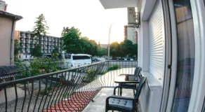 MAKIS Luxury Apartments City Center Free Parking - Image 2