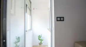 Apartamento moderno y céntrico en Huesca ciudad - Image 4