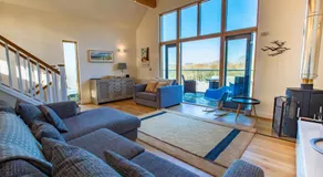 House 10 - Image 2