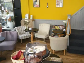 Cafe Guest House 34 - Image 5