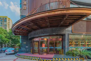 Soaring Dragon Tea Culture Hotel (Hanzhong High-speed Railway Station Wanbang Flagship) - Image 3