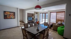 Strawberry Guest House - Image 3