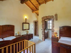 Farmhouse in Aulla with Private Pool - Image 2