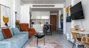 Coastal 2BR Sea View Near Mackenzie Beach Larnaca - Image 2