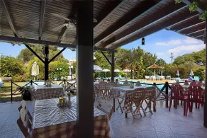 Kassandra Family Apart-Hotel - Image 5