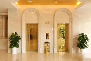 Martha Garr Grand Hotel - Image 5