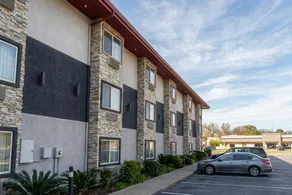 Sacramento Inn & Suites Cal Expo I-80 - Image 5