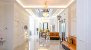 Urbanview Hotel Trisna Tulungagung - Image 3