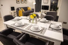 Luxury Cambridge City Apartment + FREE PARKING - Image 3