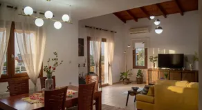 Al Aker Villa with private pool - Image 4