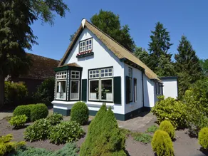 Holiday Home in Nijeberkoop near Nature - Image 3