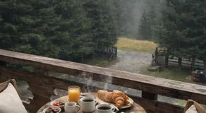Cabana Laptici - statiunea Pestera-Padina, Bucegi - Image 3