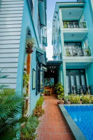 Magnolia Garden Villa - Image 2