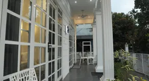 Beach Paradise, Bateen Beach Stay - Image 5