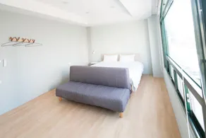 M House - Image 2