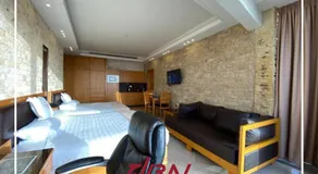 Raj Hotel - Image 2