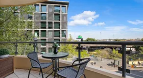 Resort Style 2BR Apt in Pyrmont Next to Darling Harbour - Image 5