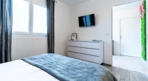 Chambre parentale spacieuse - Image 4