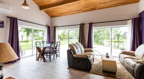 Apartamento 'Le Panoramique Du Lac D'isachris' con vistas al lago - Image 2