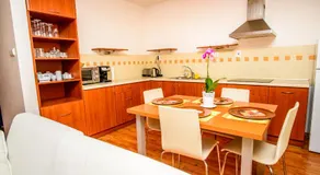 Apartment Downtown - Image 3