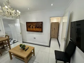 Perfectly Positioned London Retreat - Image 2