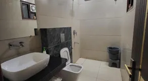 Hotel Tesla - Image 4