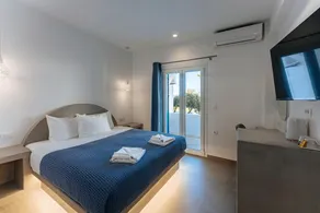 Anna's - Image 2