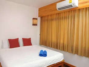 Sukkasem Hotel - Image 4