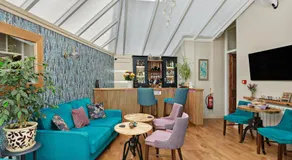 Kings Lodge - Image 3