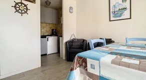 Charmant appartement avec balcon, 1 chambre, parking, à 500m du centre, 1km de la plage - Image 5