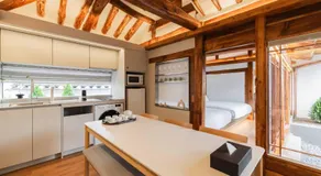 Luxury Hanok Anthology - Image 2