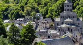 Lilas, Gîte Saint Antoine, Orcival, Entre Sancy et Volcans. - Image 5