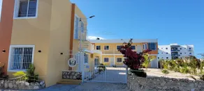 AVE FENIX APARTMENTS - Image 2