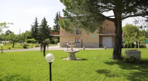 B&S - Image 2