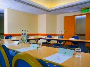 Holiday Inn London - Wembley By IHG - Image 2