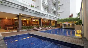 Crystal Lotus Hotel Yogyakarta - Image 2