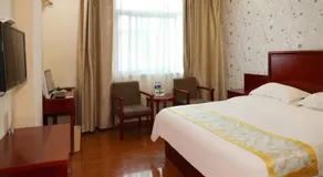 GreenTree Inn Anhui Fuyang Taihe South Xiyang Road Business Hotel - Image 5