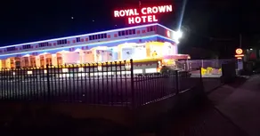 Royal Crown Hotel - Image 4