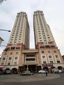 Strategic Stay in Central Jakarta - Image 4