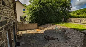 Beautiful Listed Flat with Private Garden, Birnam - Image 5
