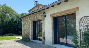 LODGE avec kitchinette terrasse et jardin privé clos - Image 4
