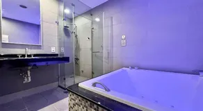Catwalk Motel -Tainan - Image 4