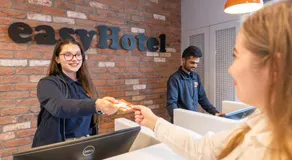 easyHotel Victoria - Image 5