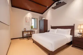 Floral Lux Hotel Pomegranate Homestay - Image 2