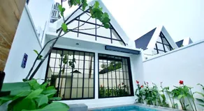 Gauri Vasanta Villa with Private Pool Yogyakarta - Image 3