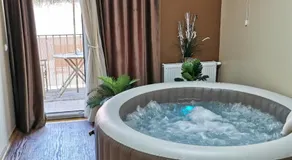 Jacuzzi studio apartman Mare's - Image 2